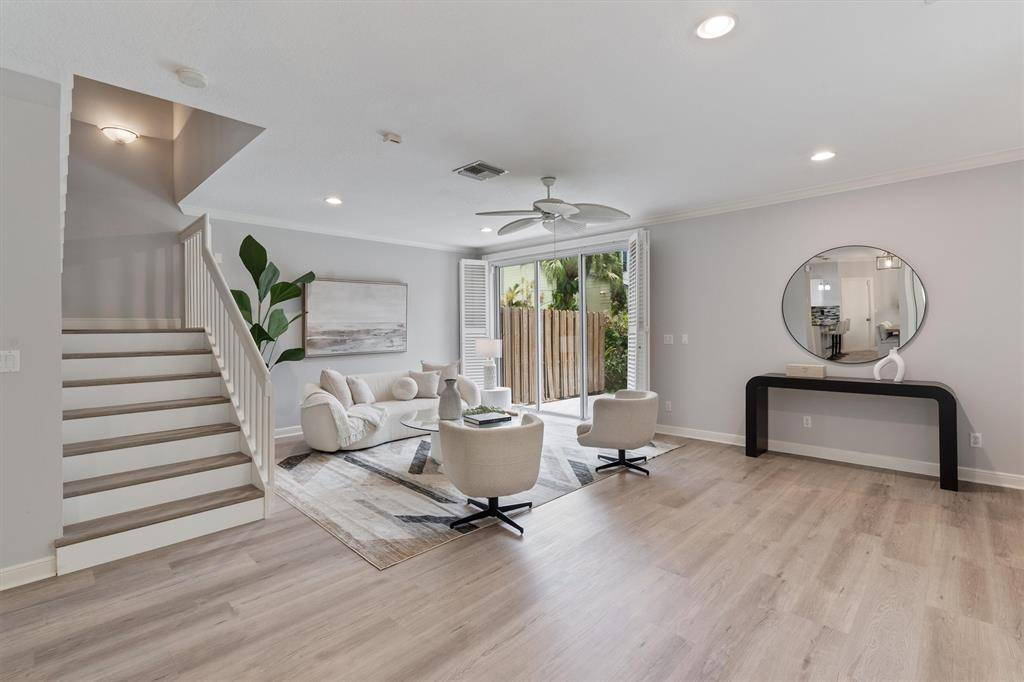 Fort Lauderdale, FL 33315,604 SW 8th Ave