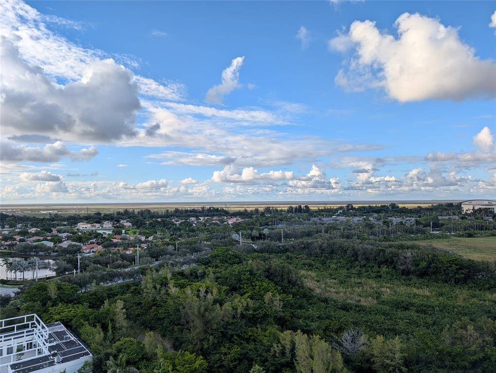 Sunrise, FL 33323,2000 Metropica Way #1501