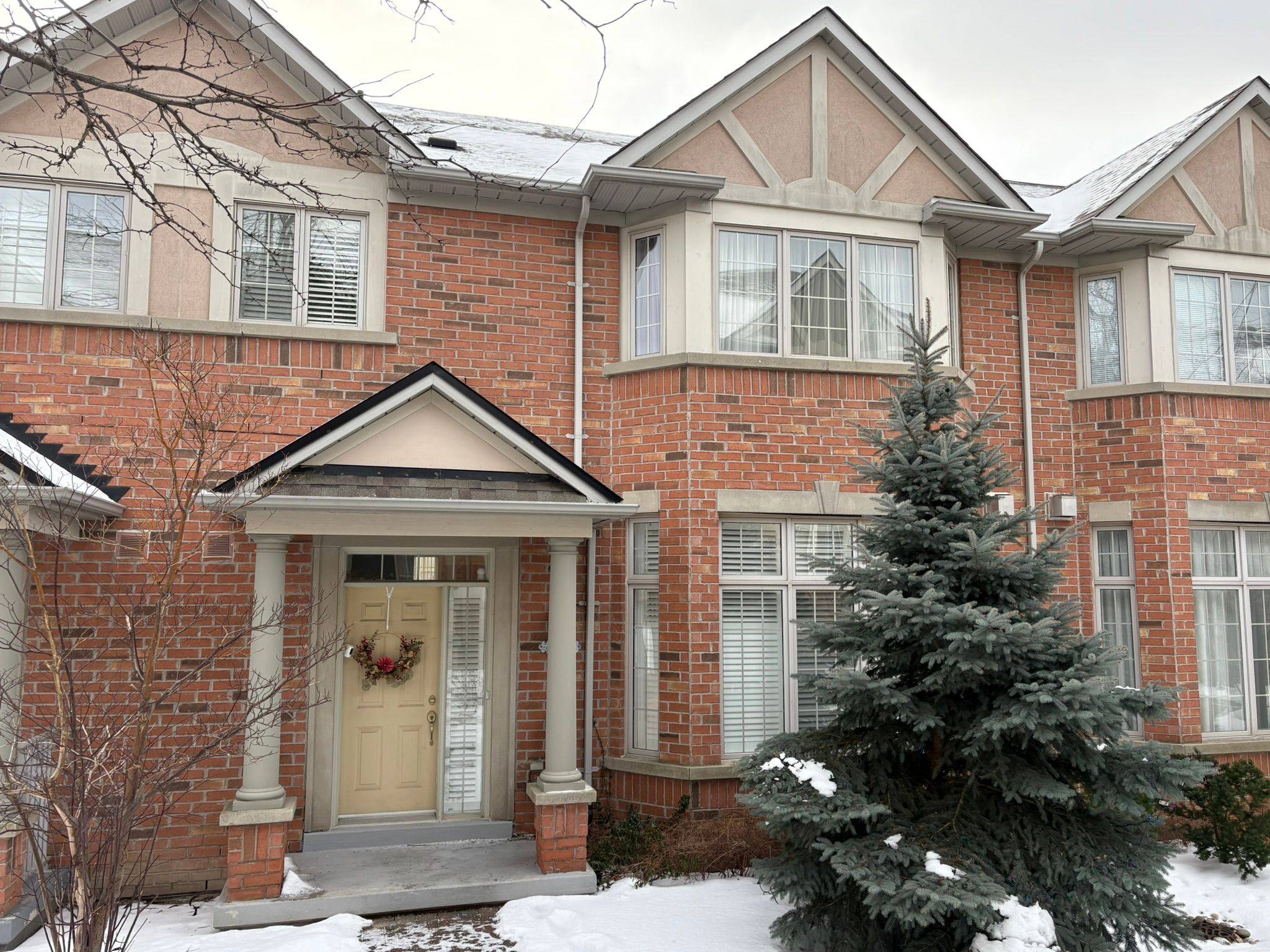 Markham, ON L3R 6B1,65 Legends WAY