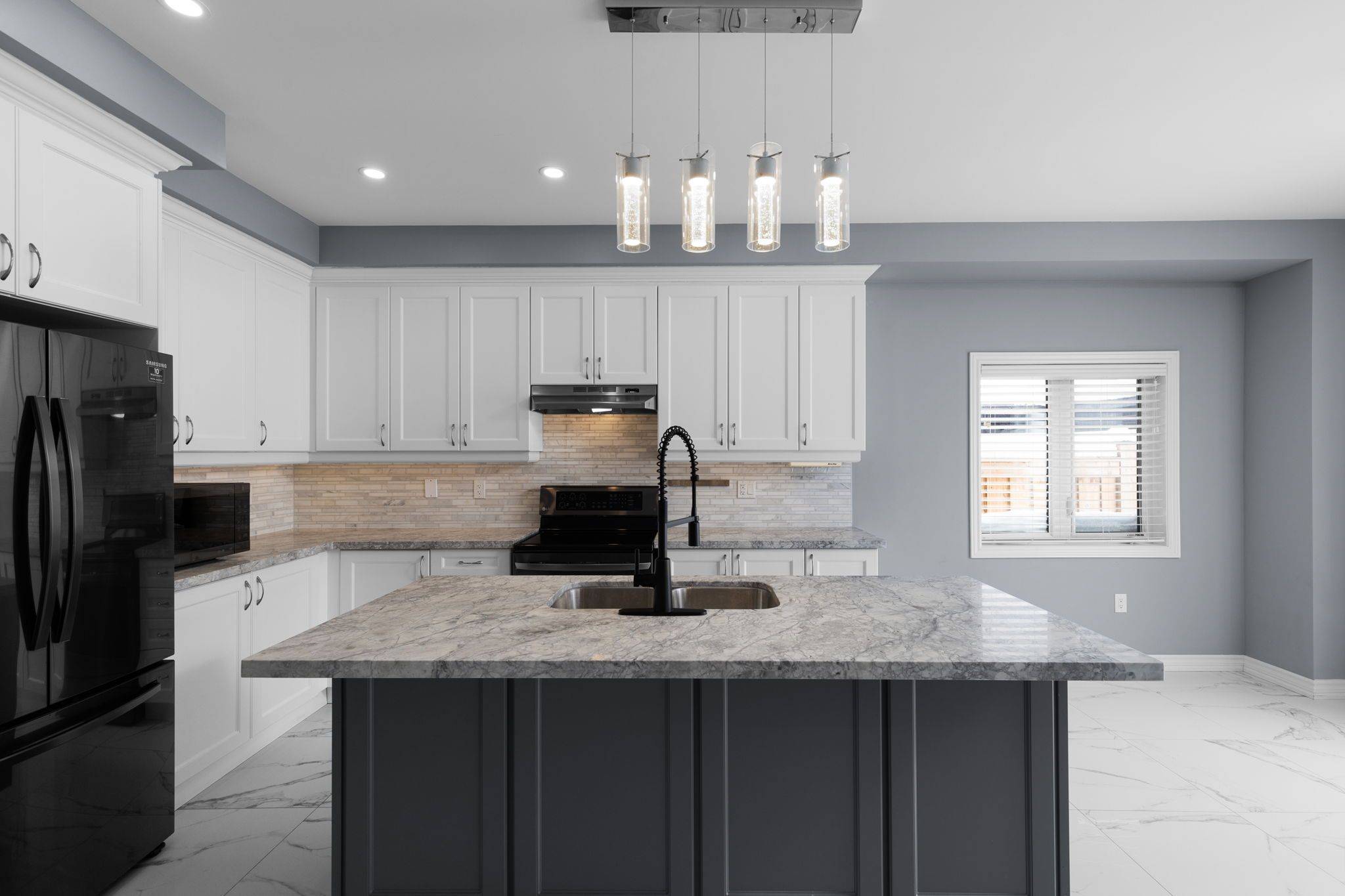 Innisfil, ON L9S 0L6,1464 Farrow CRES