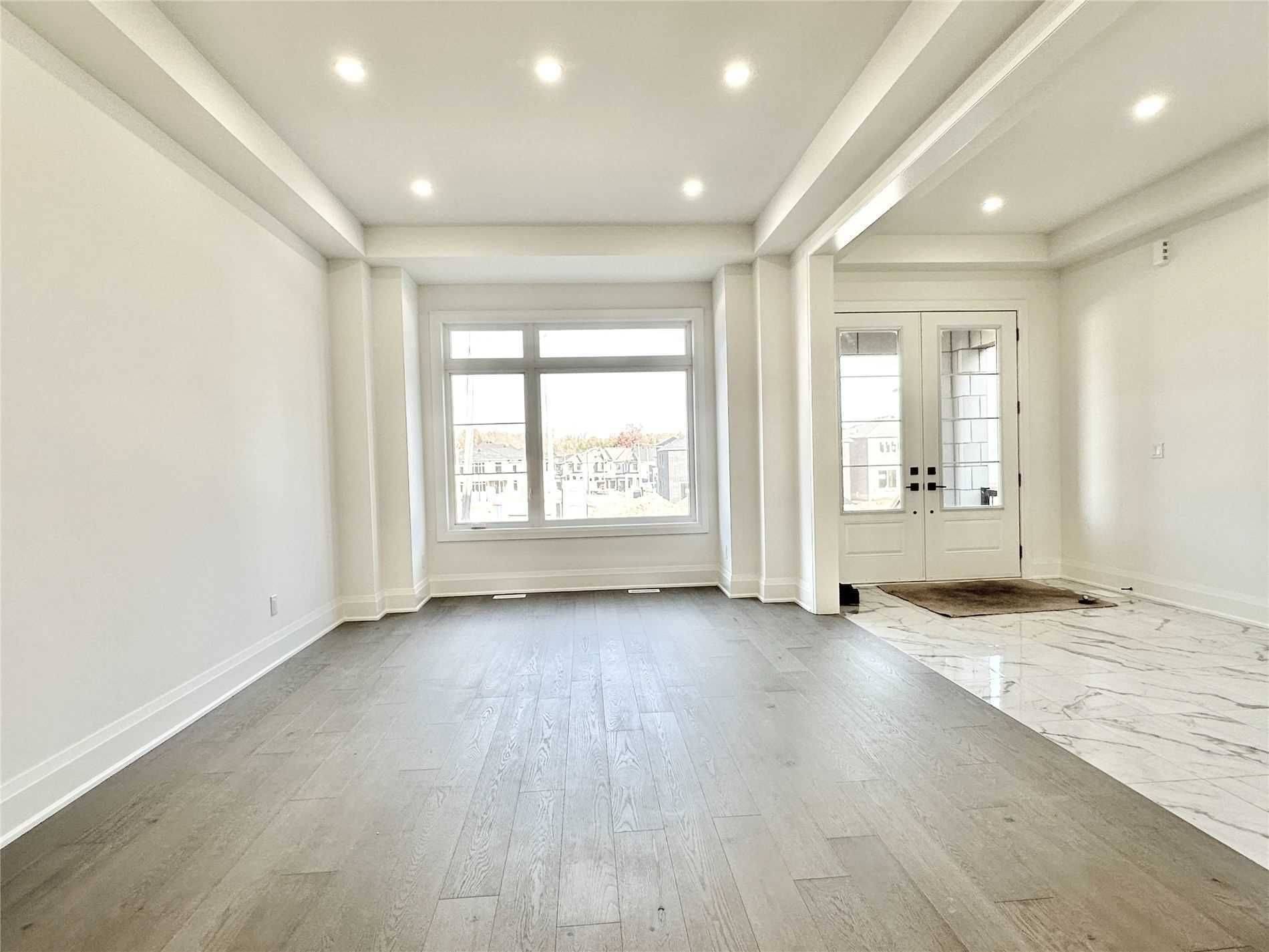 East Gwillimbury, ON L9N 0W4,80 Silk Twist DR