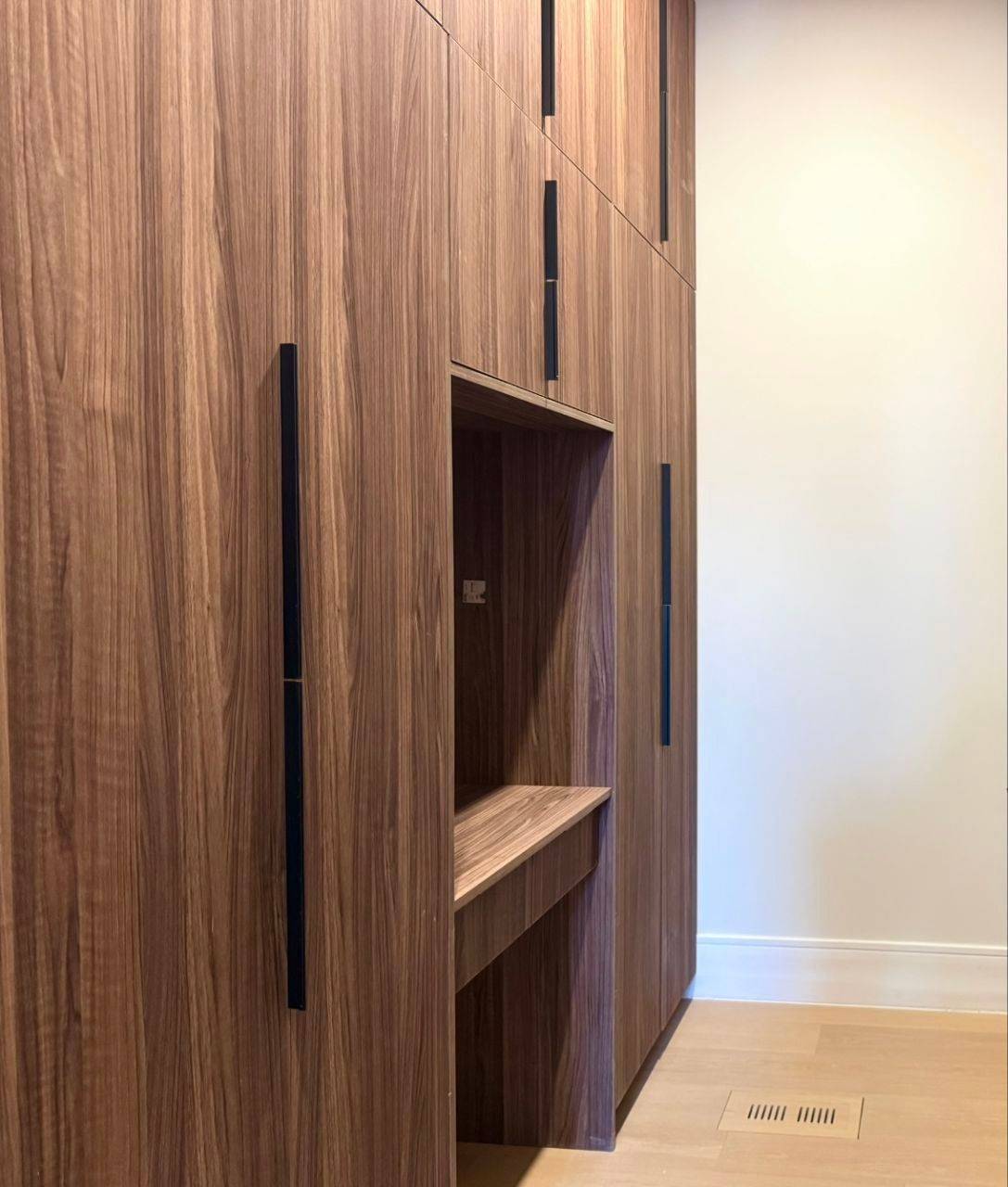 Markham, ON L3R 1X3,21 Shadbolt CT