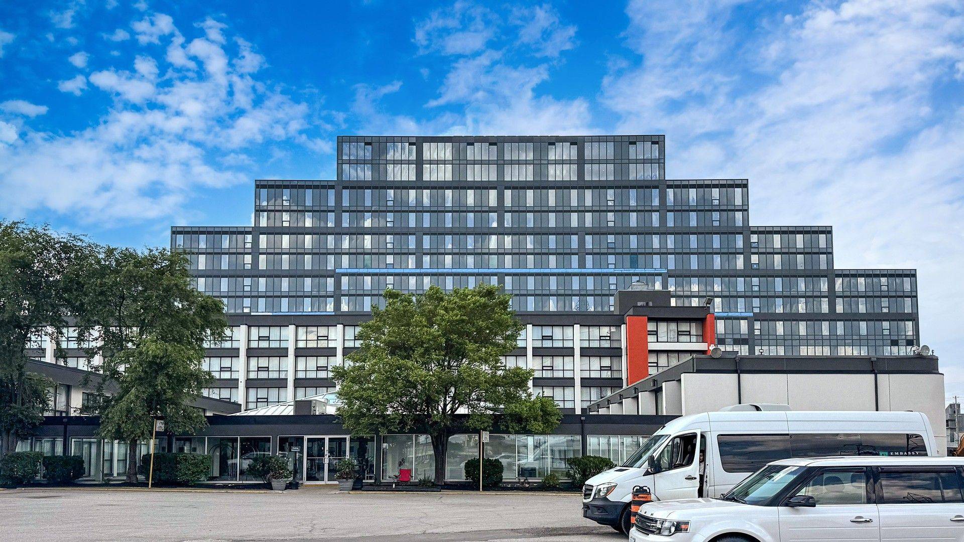 Toronto W09, ON M9W 1J1,600 Dixon RD #301