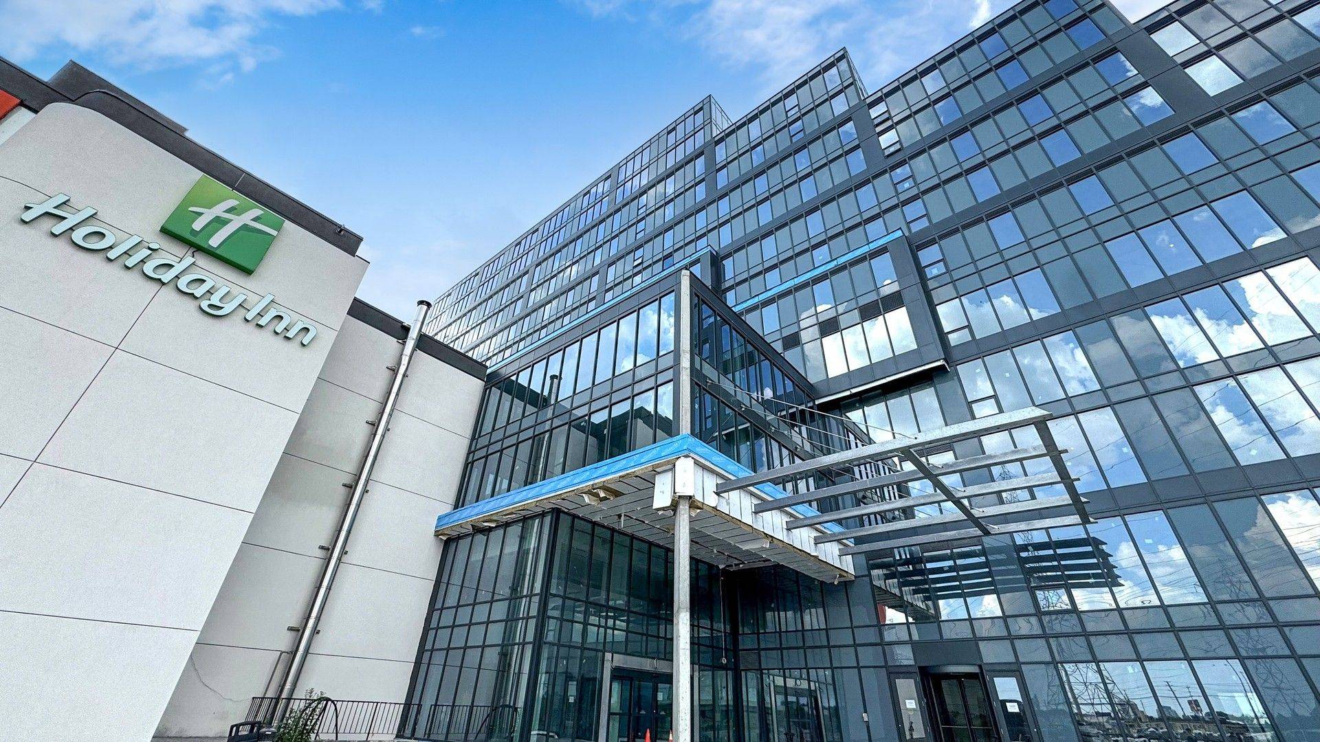 Toronto W09, ON M9W 1J1,600 Dixon RD #301