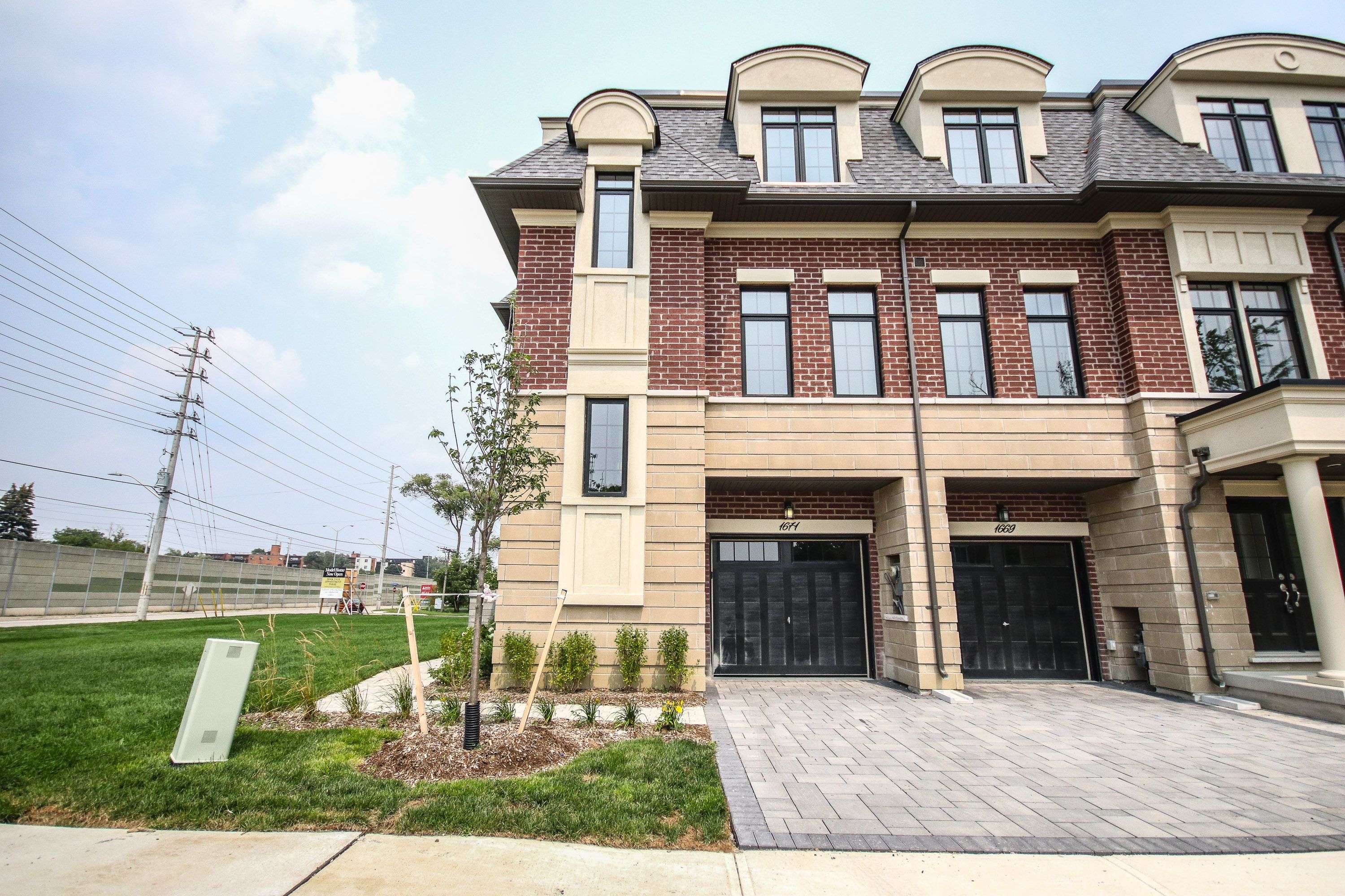 Mississauga, ON L5G 0C3,1671 Vellore CRES