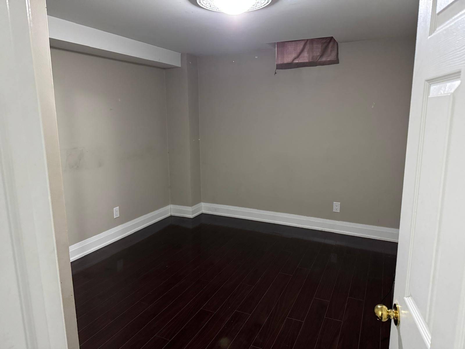 Brampton, ON L6S 4L7,5 Lombardy CRES