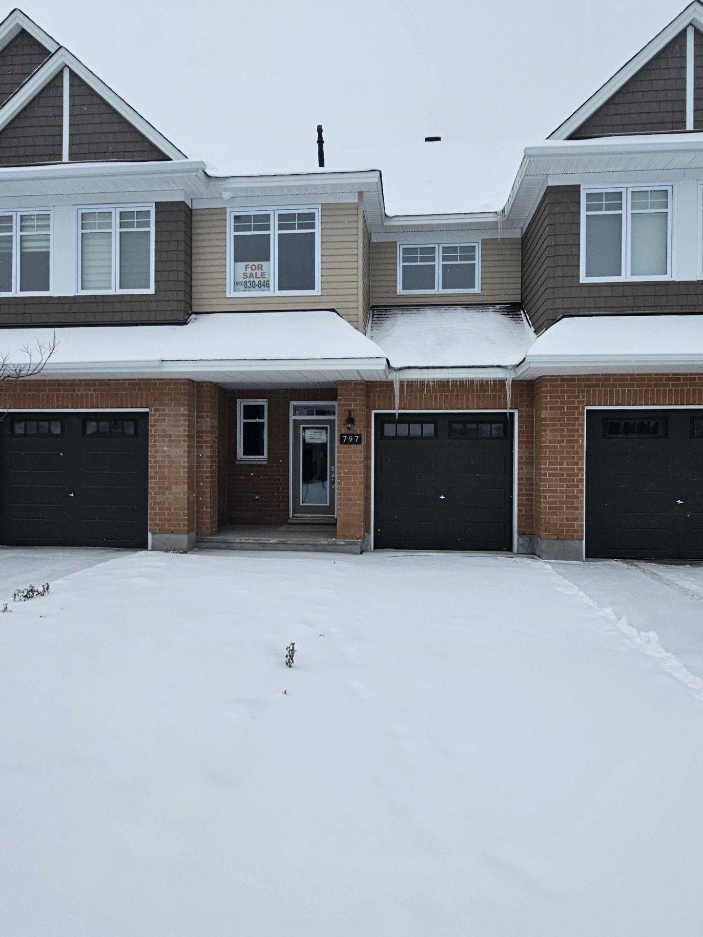 Orleans - Cumberland And Area, ON K4A 5N3,797 Antonio Farley ST