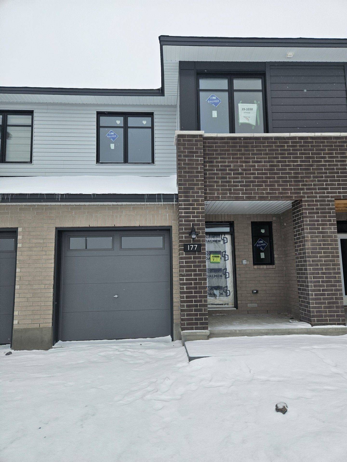 Blossom Park - Airport And Area, ON K1T 0Z3,177 Kerala PL