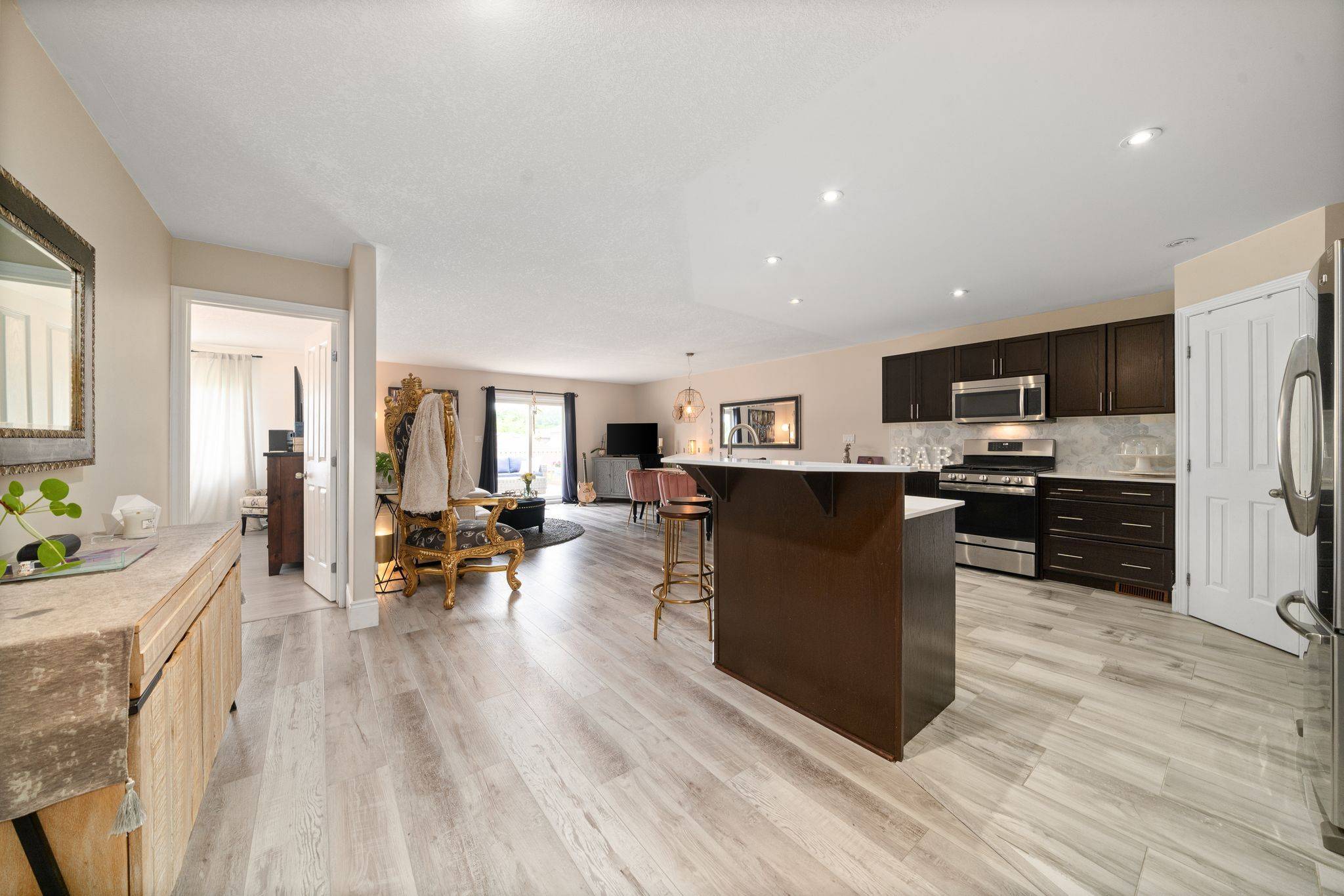 Loyalist, ON K7N 0A5,140 Islandview DR