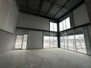 Guelph, ON N1C 0A1,595 Hanlon Creek BLVD