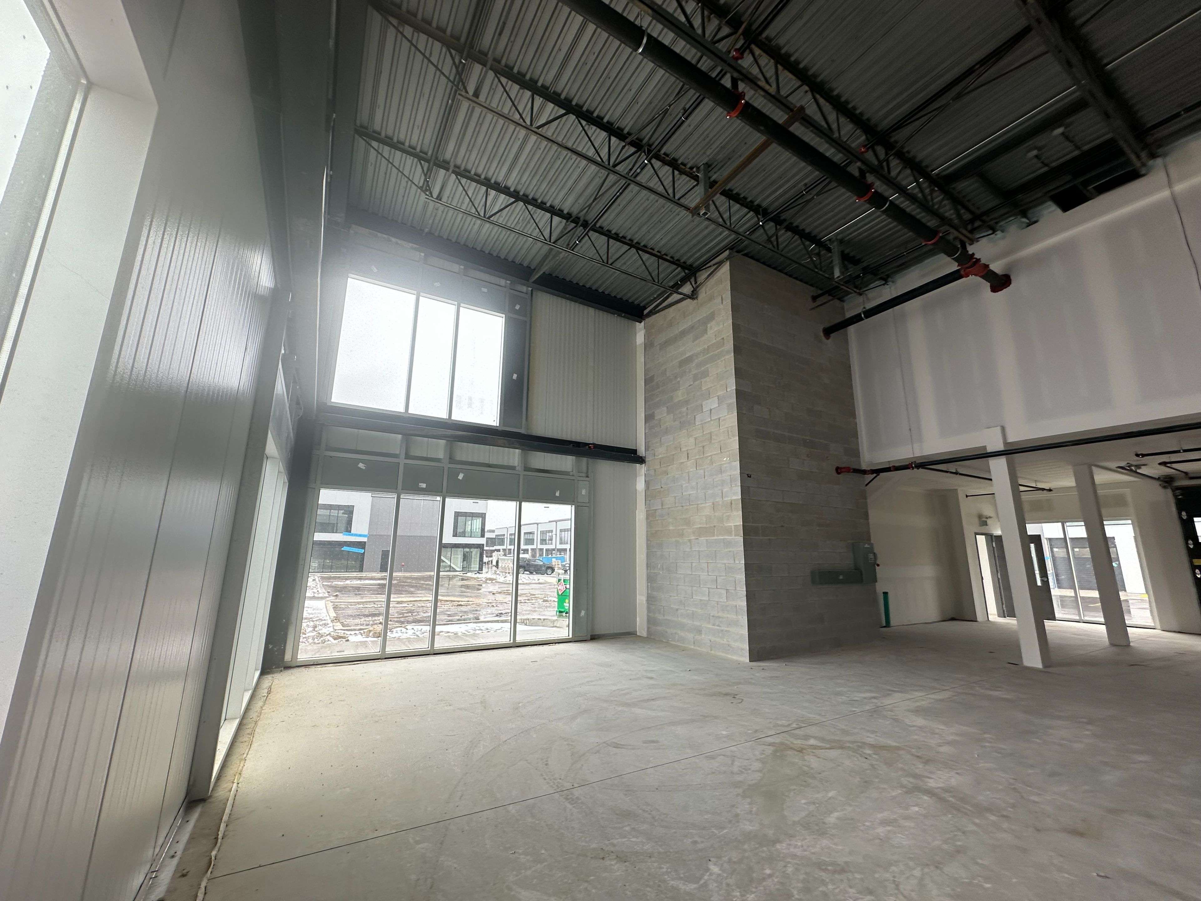 Guelph, ON N1C 0A1,595 Hanlon Creek BLVD