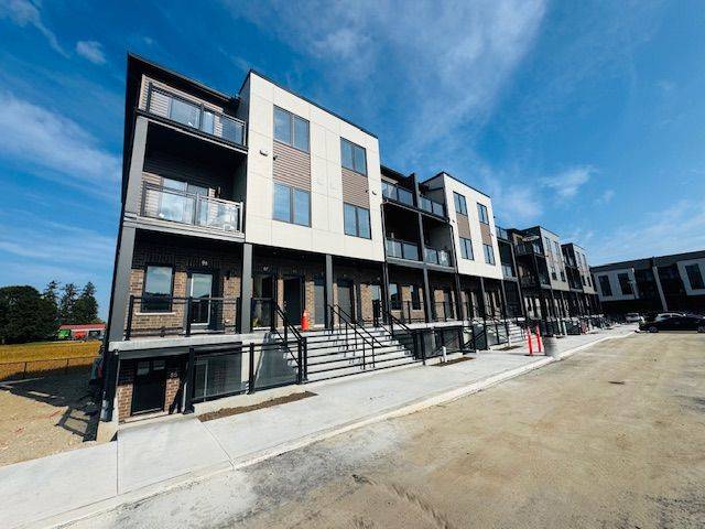 Centre Wellington, ON N1M 2W3,940 St David ST N #85