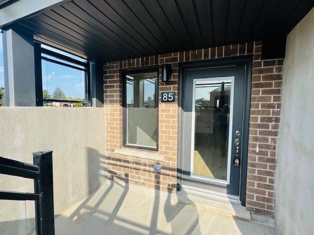 Centre Wellington, ON N1M 2W3,940 St David ST N #85