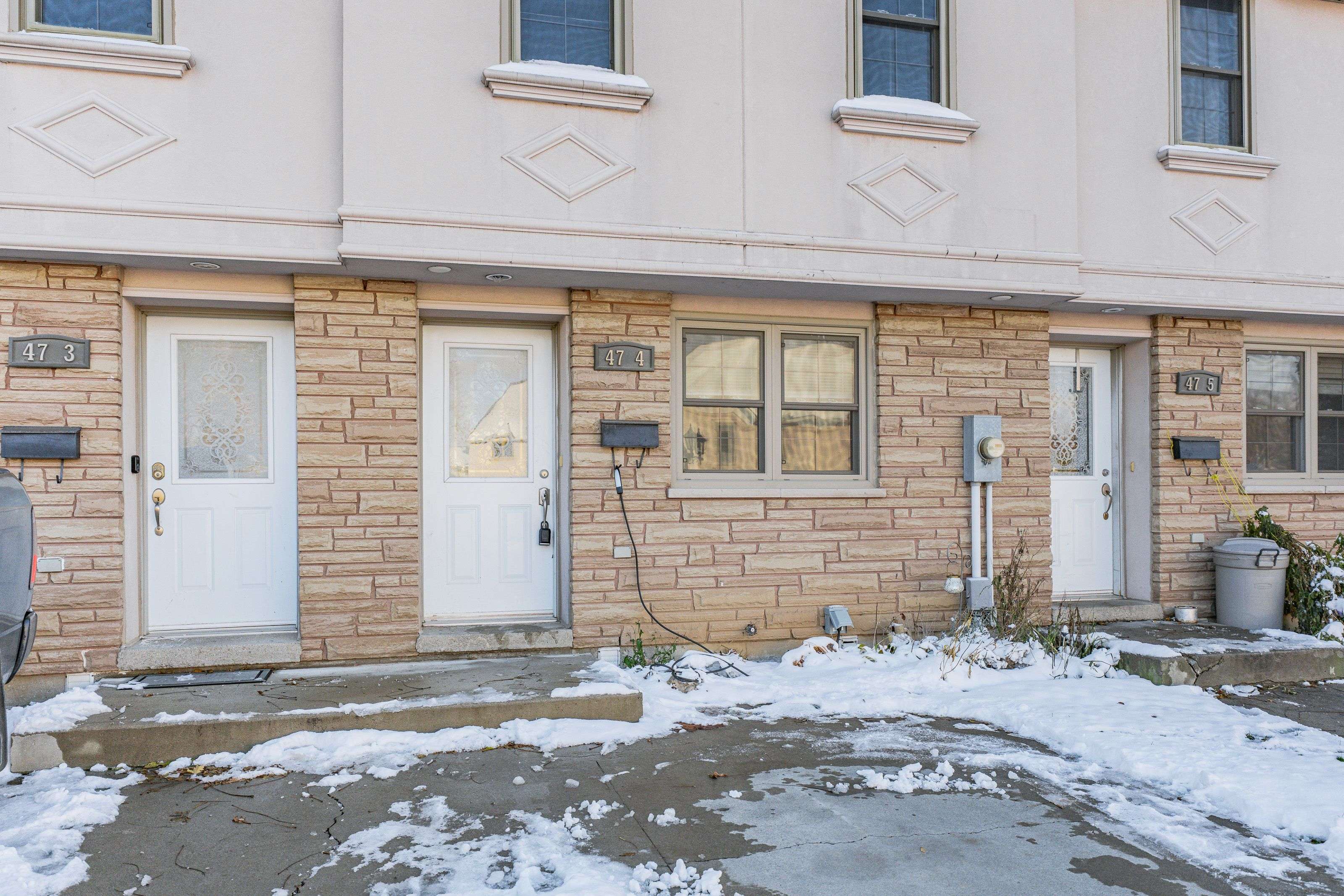 Woodstock, ON N4S 7H7,47 Blandford ST #4