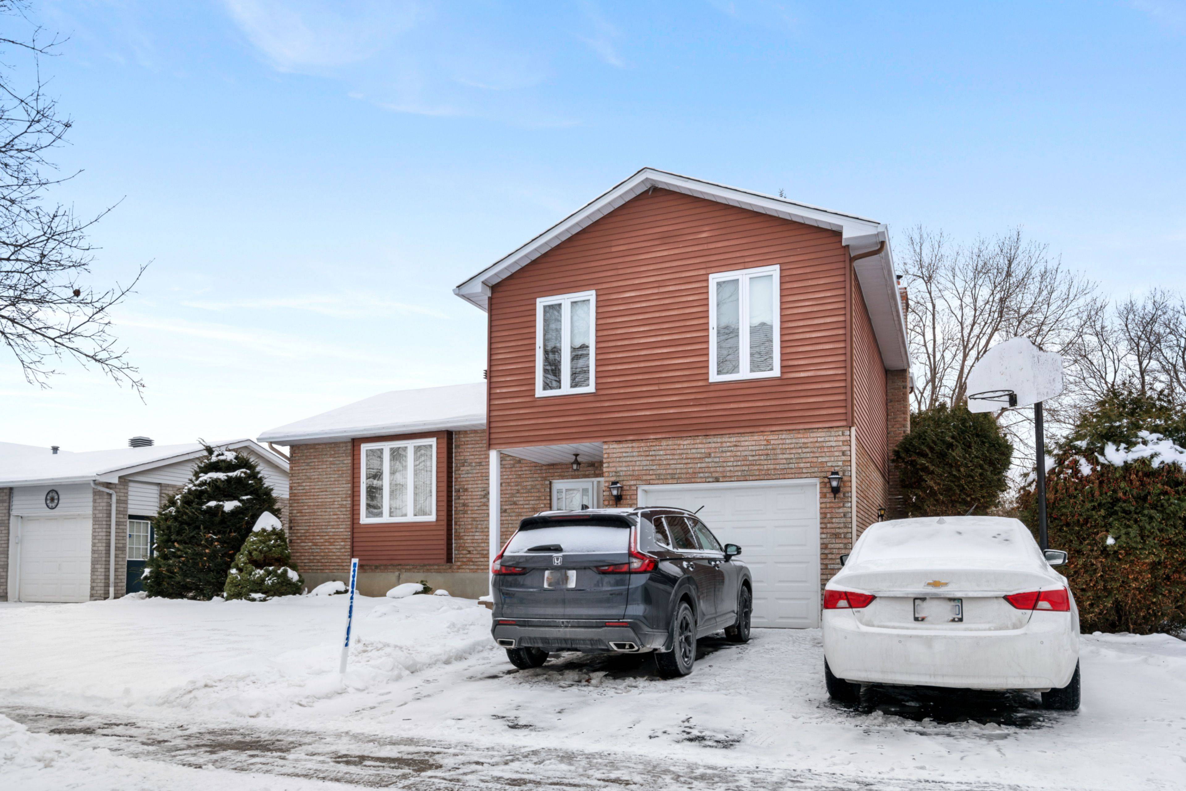 Cornwall, ON K6H 6Z8,364 Angela CRES