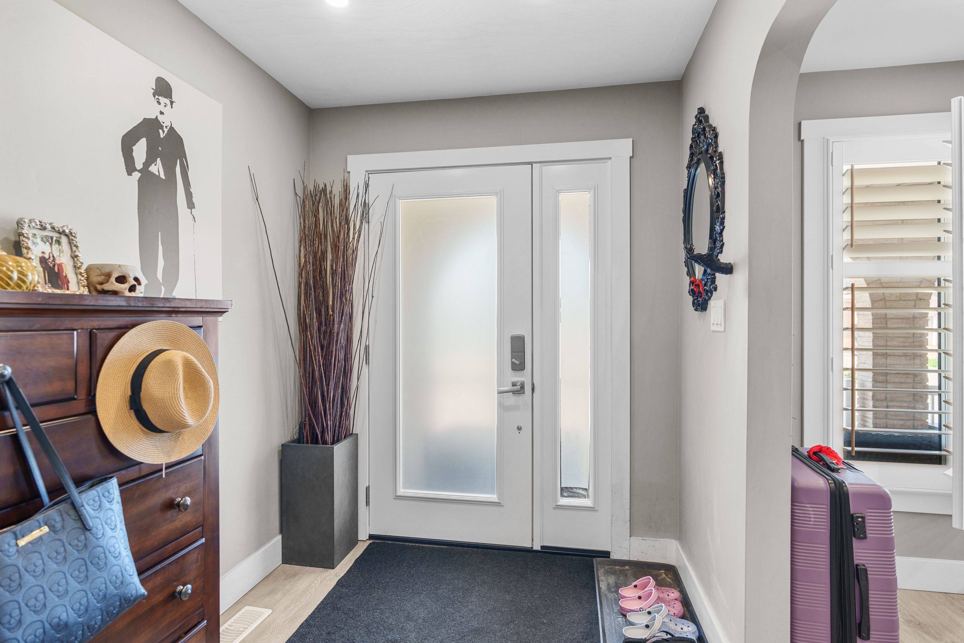 Hamilton, ON L8T 4Y1,96 Summerlea DR #1