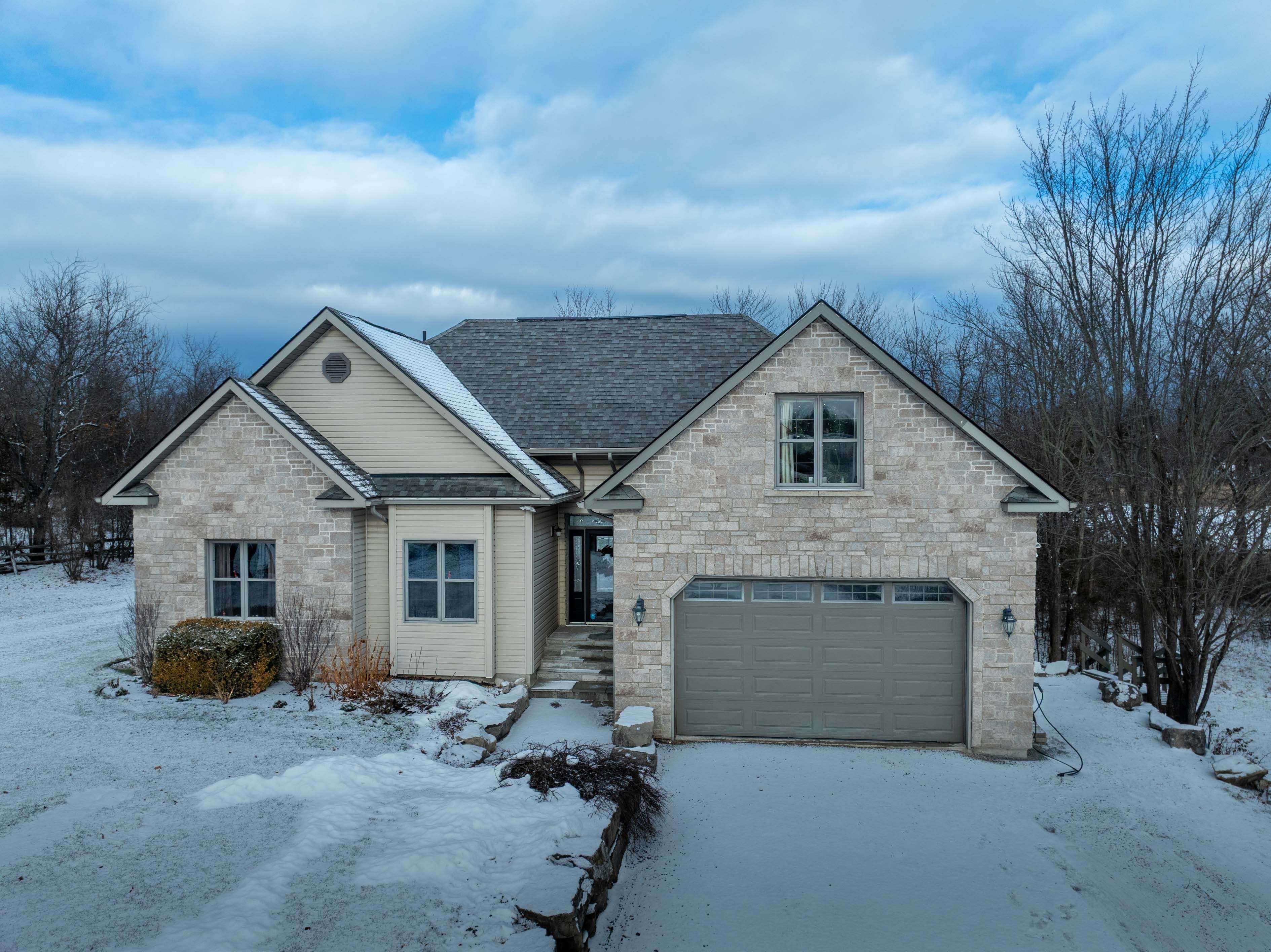 Rideau Lakes, ON K0G 1V0,25 MCNAMEE LN