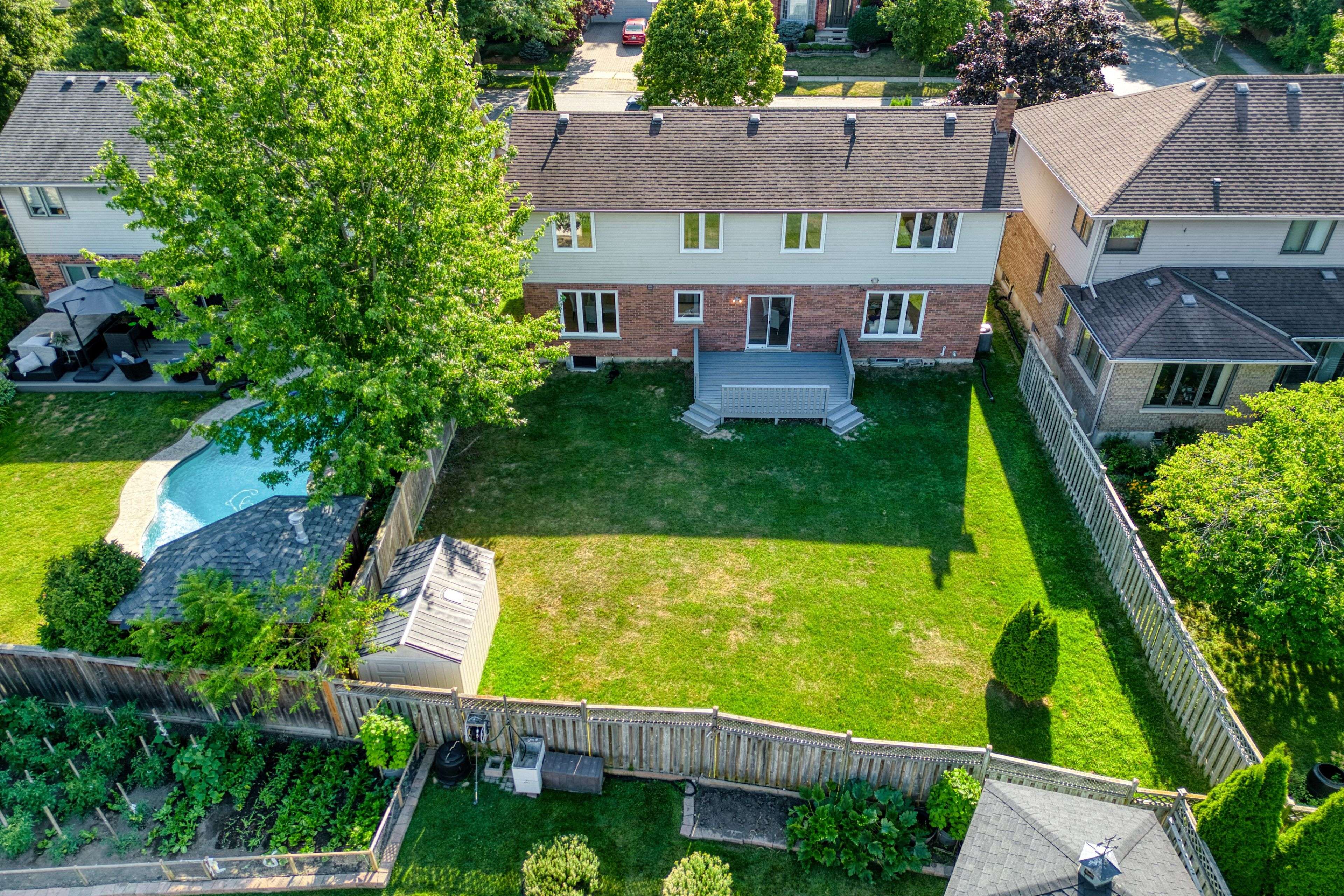 London North, ON N6G 4P2,26 GRASMERE CRES