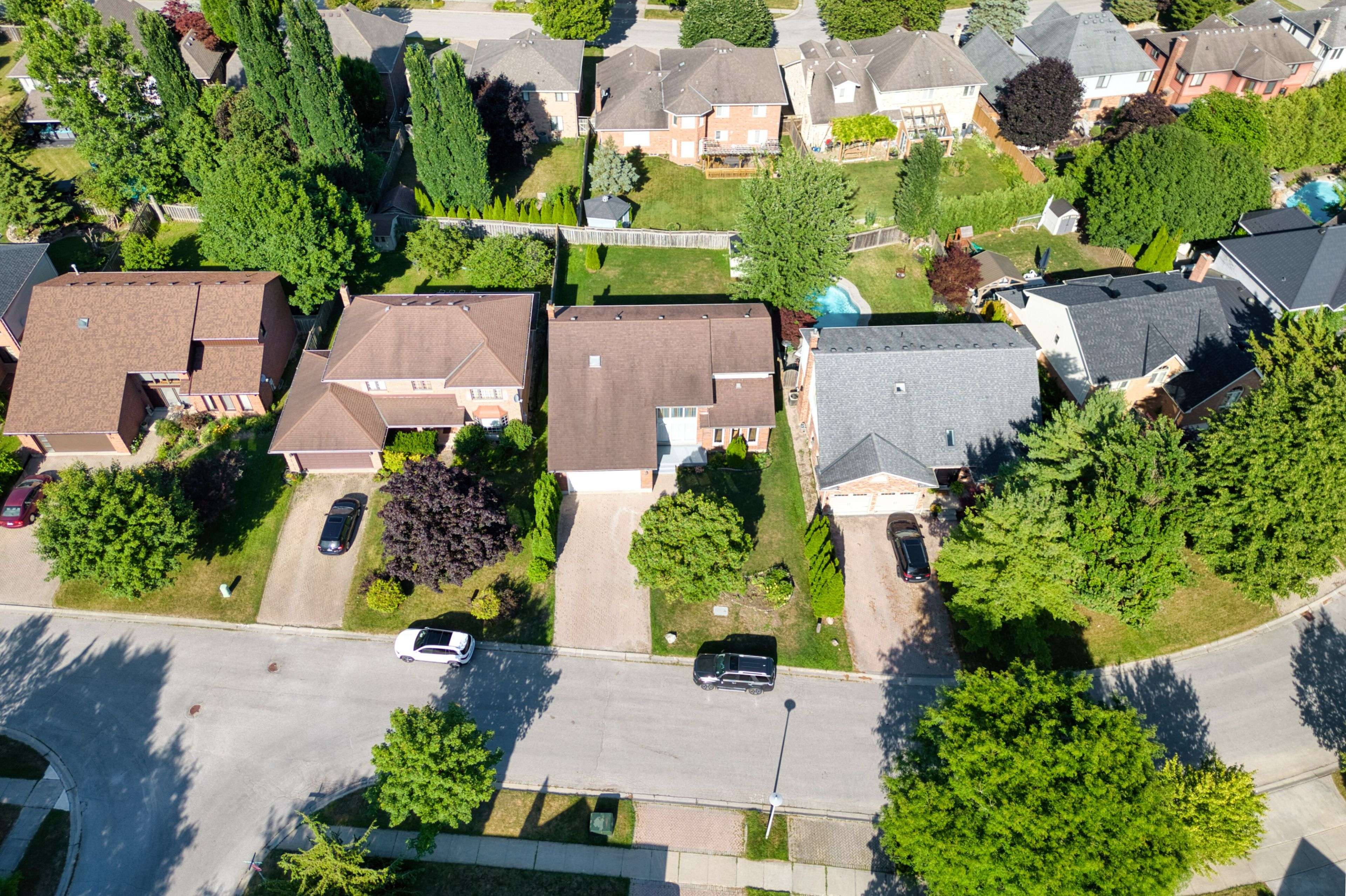 London North, ON N6G 4P2,26 GRASMERE CRES