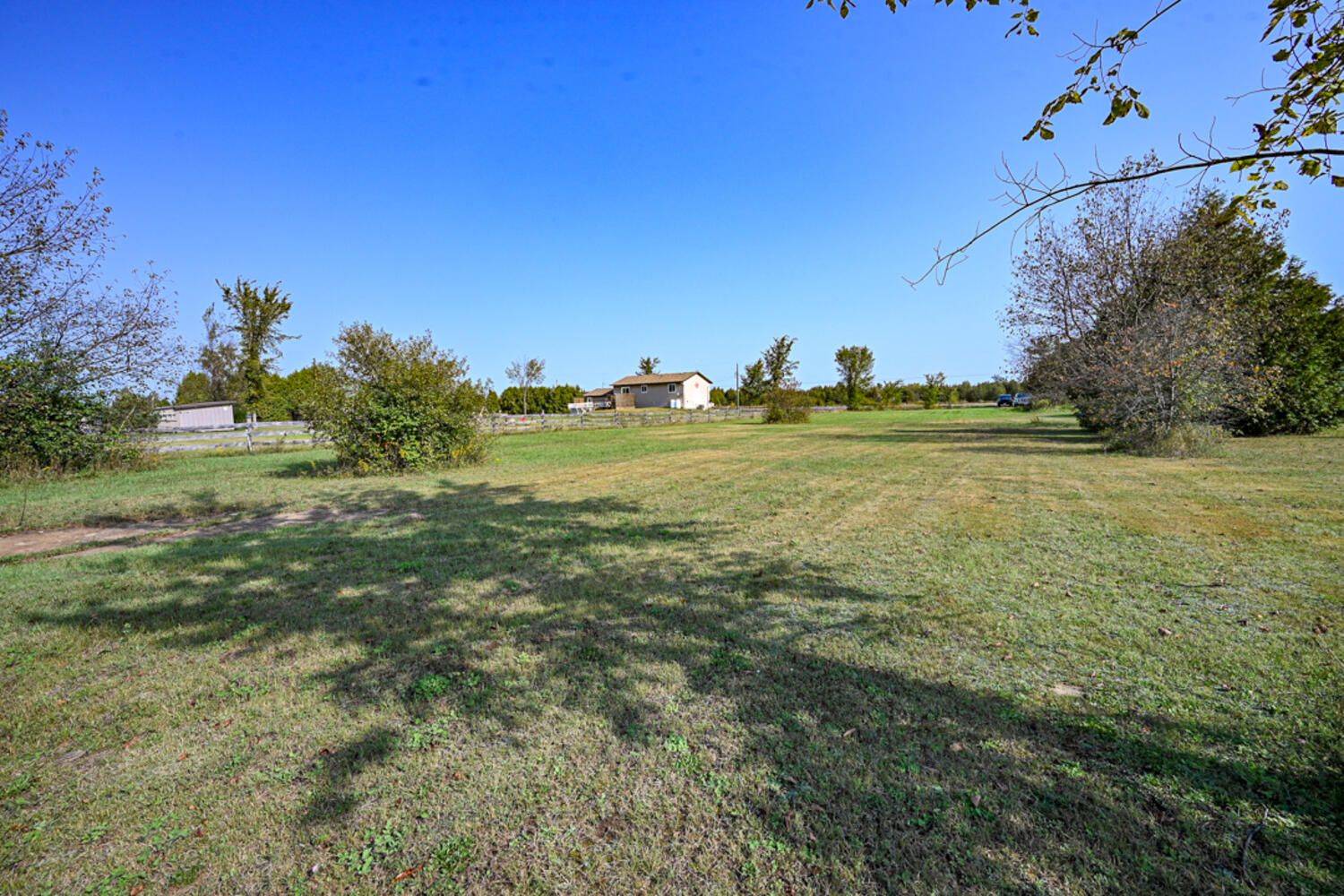 Montague, ON K7A 0J1,2047 ROSEDALE RD N