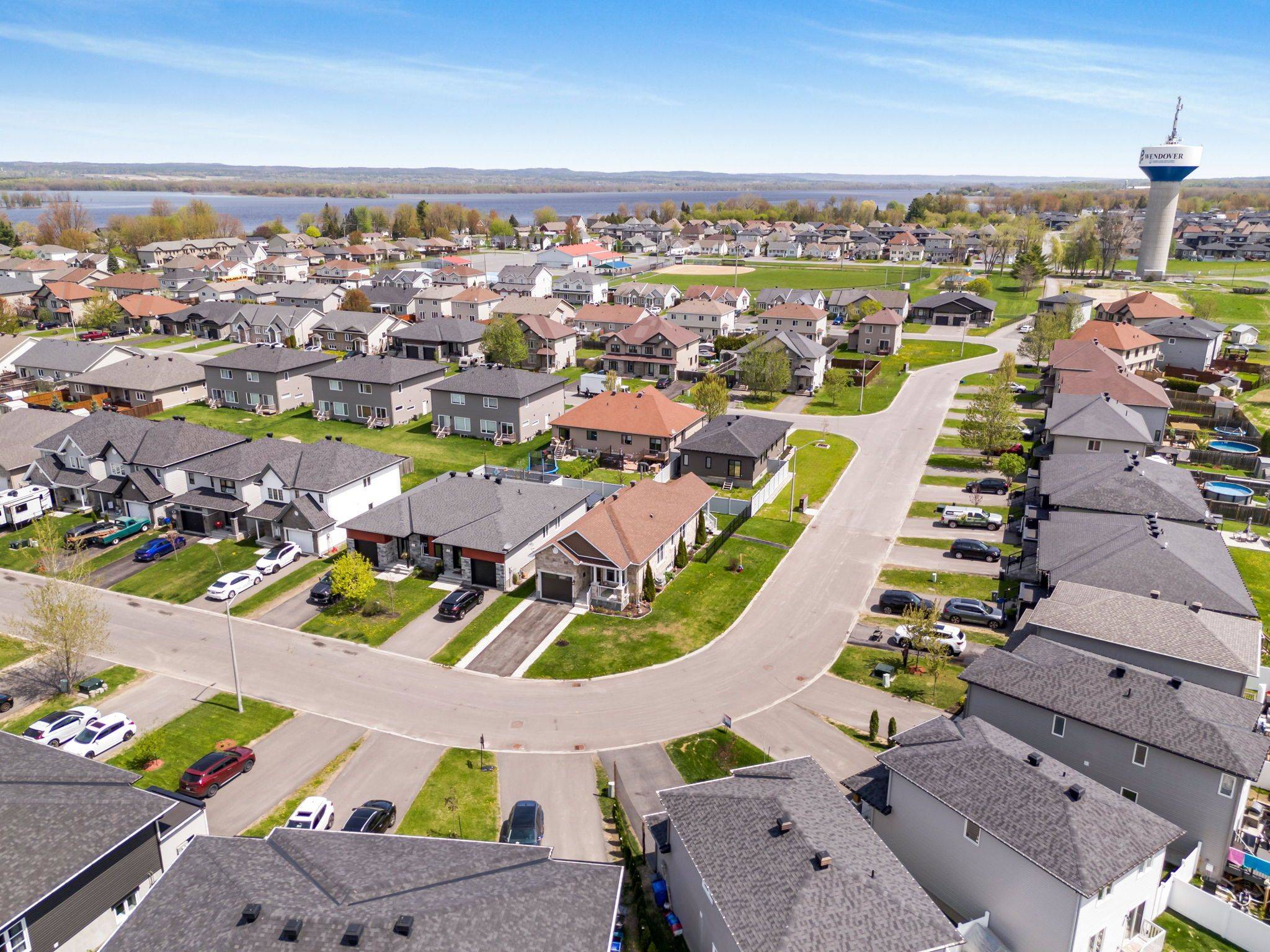 Alfred And Plantagenet, ON K0A 3K0,353 TRILLIUM CIR