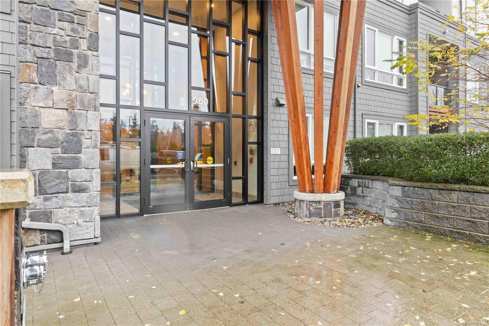 Langford, BC V9B 0W5,960 Reunion Ave #203