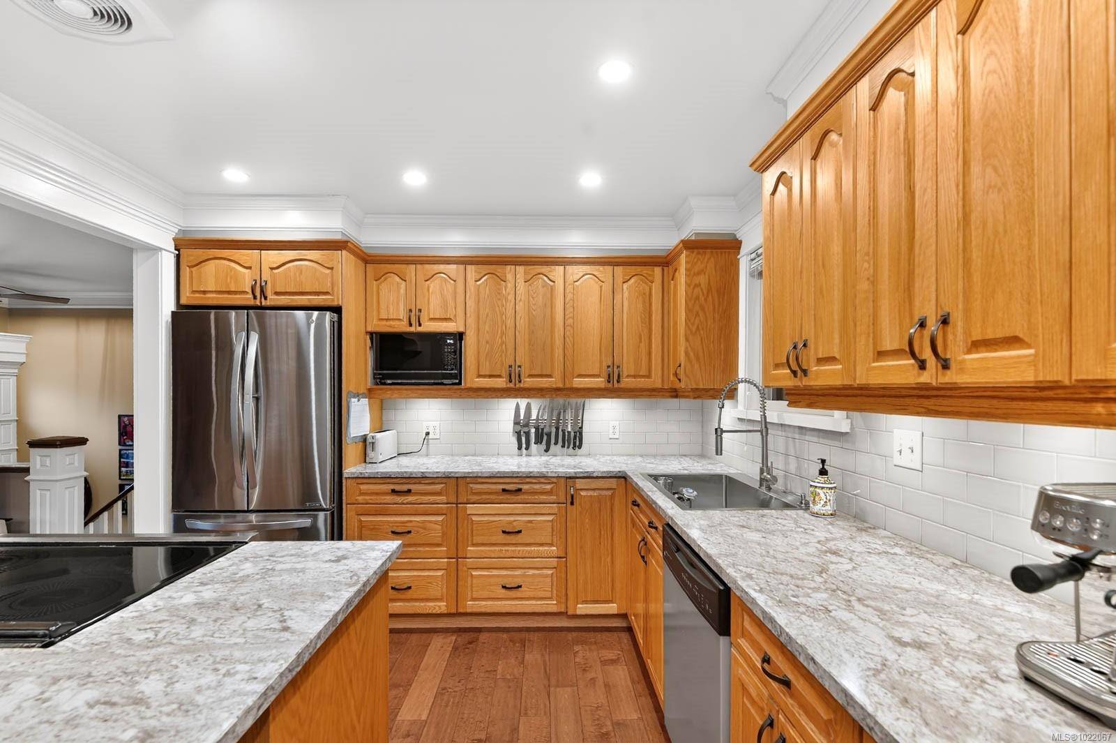 Port Alberni, BC V9Y 7Y8,5424 Haslam Dr