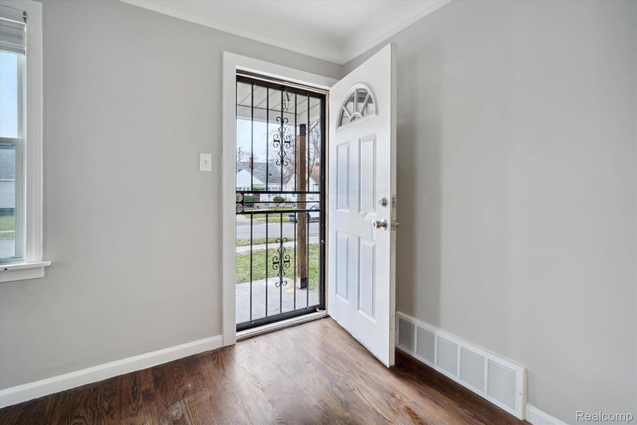 Detroit, MI 48224,20000 McCormick ST