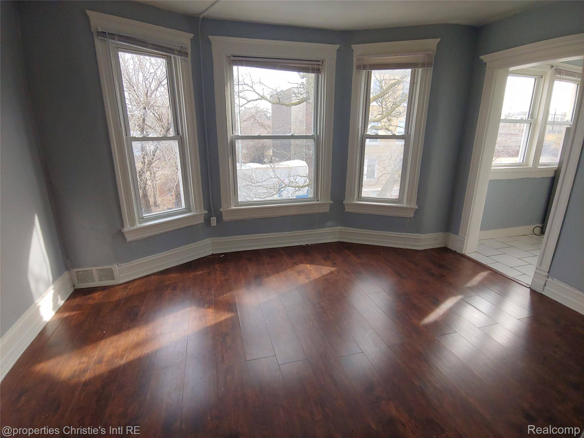 Detroit, MI 48201,4207 4th ST #7