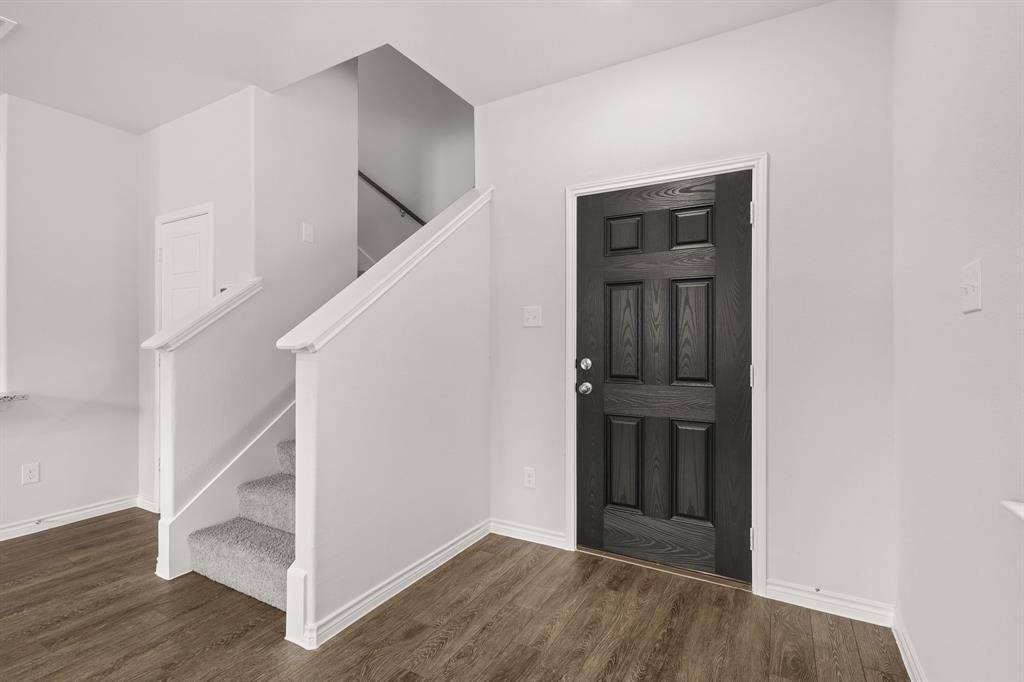 Ennis, TX 75119,1500 Romans Road