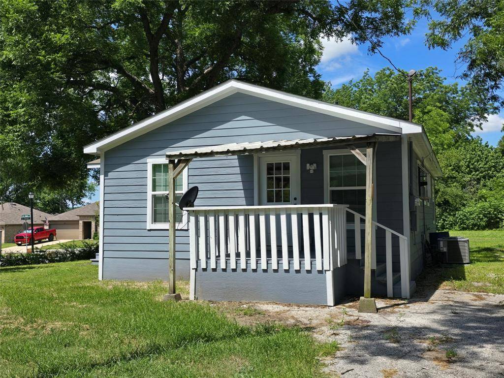 Sherman, TX 75090,423 E Sherman Street