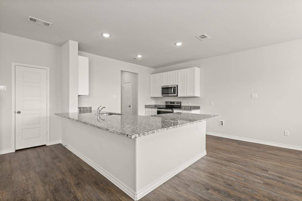 Ennis, TX 75119,1511 Romans Road