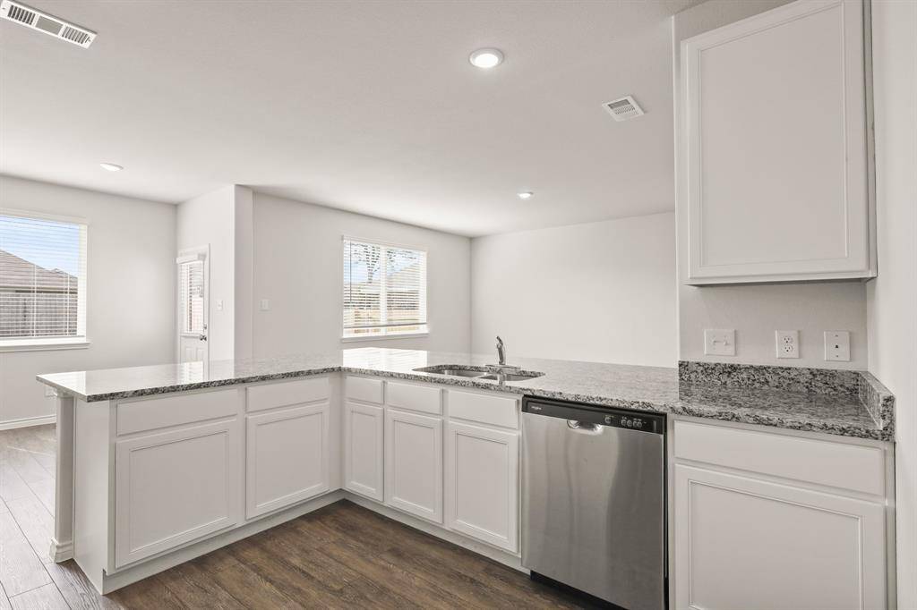 Ennis, TX 75119,1511 Romans Road