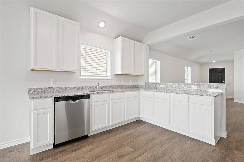 Ennis, TX 75119,1601 Romans Road