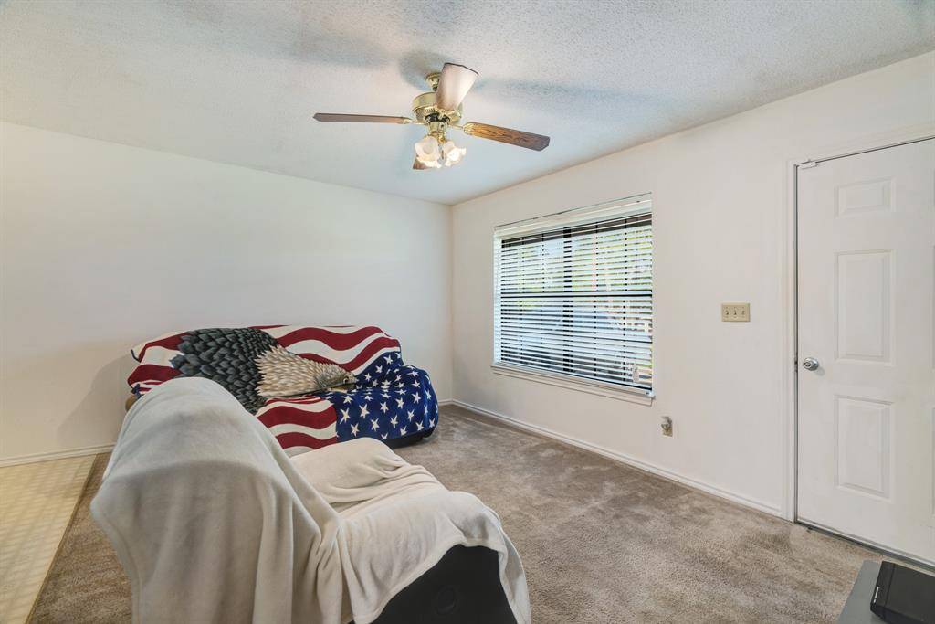 Blossom, TX 75416,450 Faucett Street