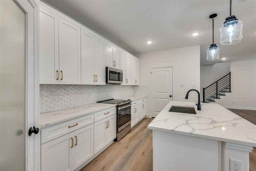 Dallas, TX 75212,3235 Chihuahua Avenue