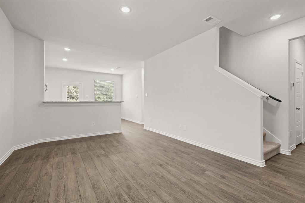 Ennis, TX 75119,1504 Romans Road