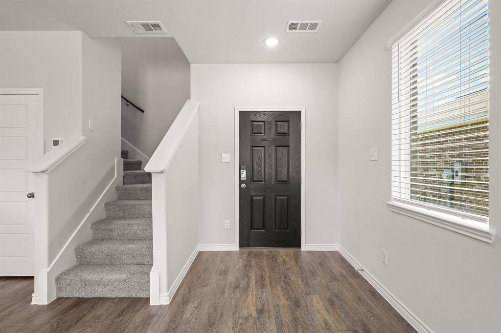 Ennis, TX 75119,1506 Romans Road