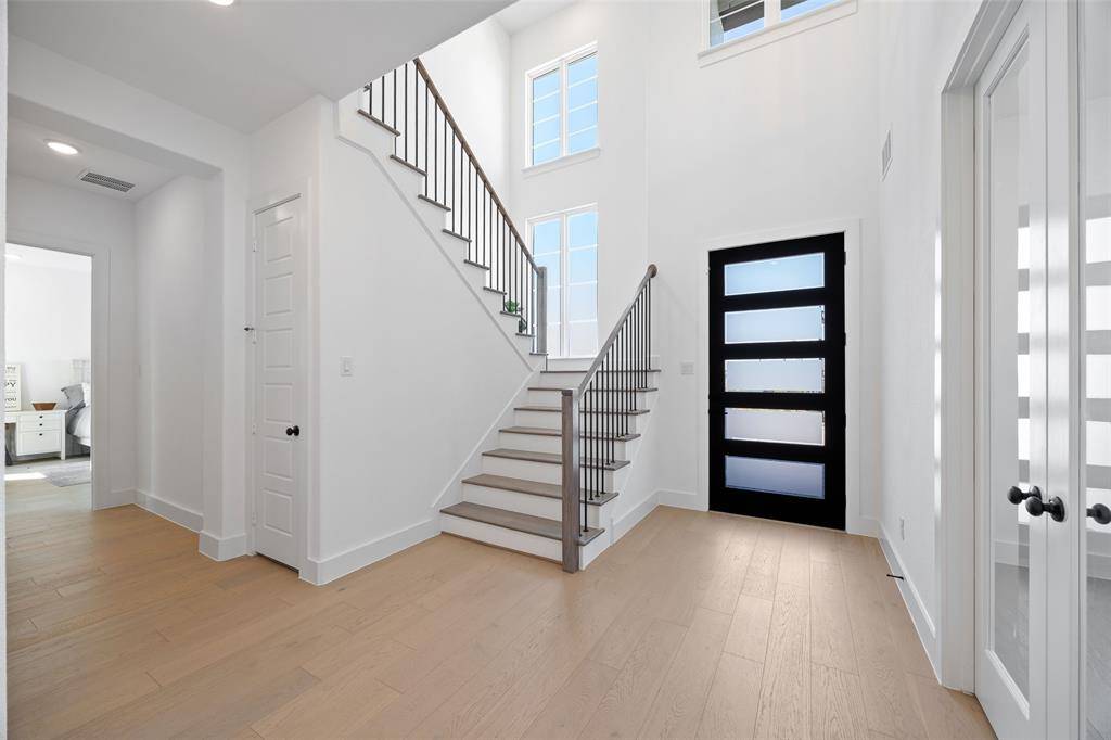 Arlington, TX 76005,1400 Island Vista Drive