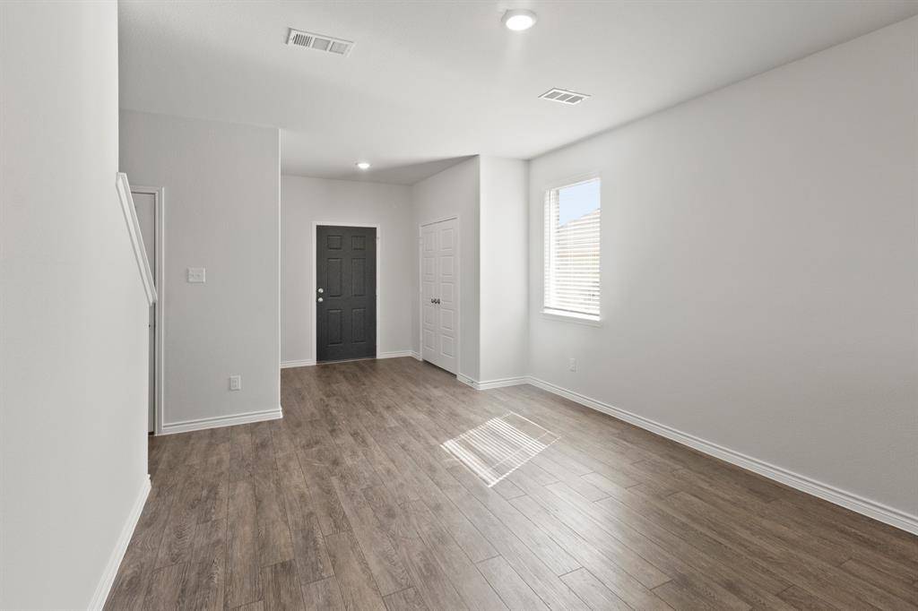 Ennis, TX 75119,1606 Romans Road