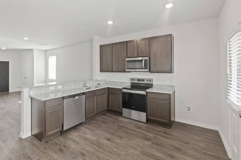 Ennis, TX 75119,1606 Romans Road