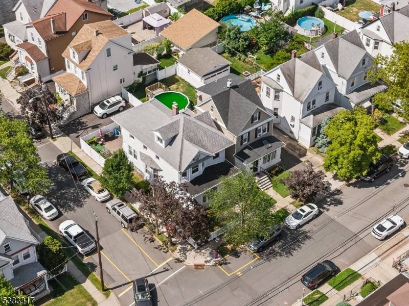 Kearny Town, NJ 07032,68 Quincy Ave