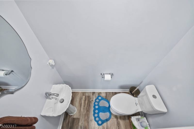 Kearny Town, NJ 07032,68 Quincy Ave