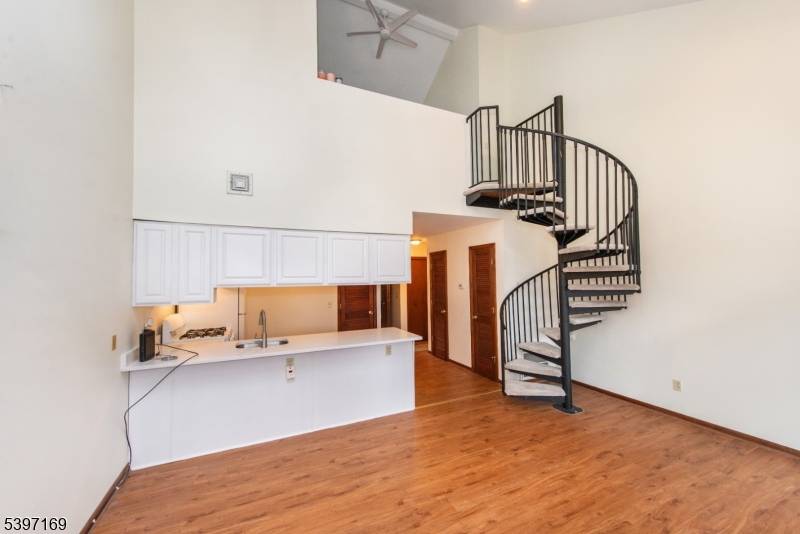 Vernon Twp., NJ 07462,3 Port Royal Dr Unit 4 #4