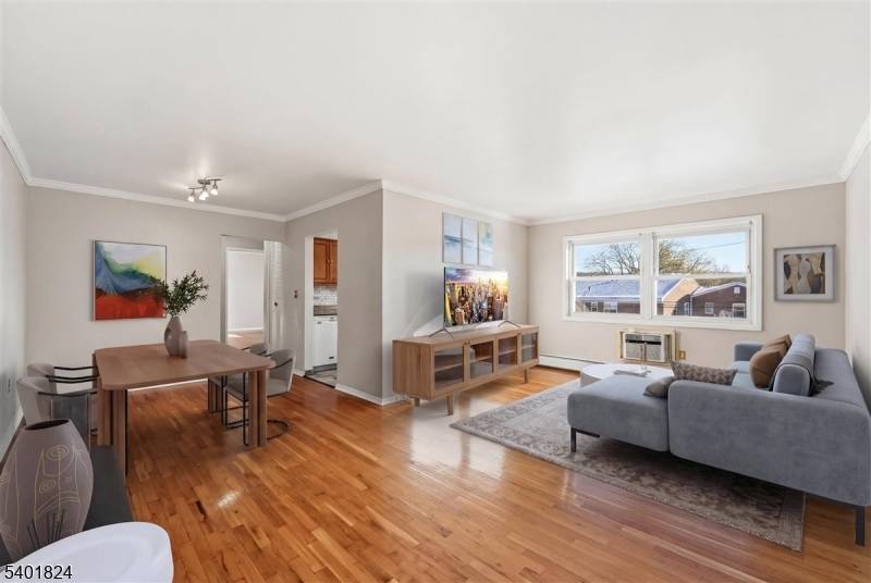 Wayne Twp., NJ 07470,28 Knox Ter #2B