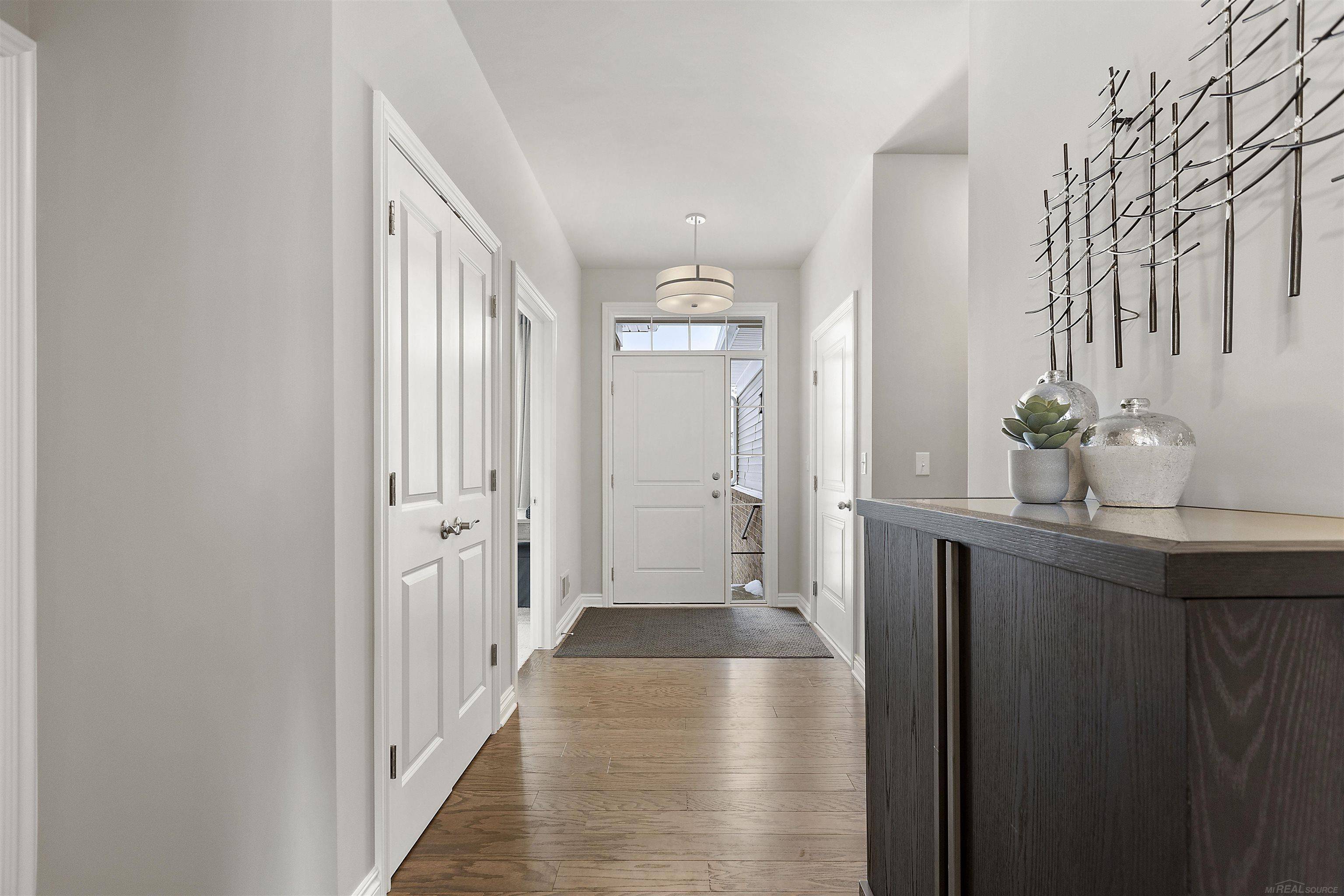 Howell, MI 48855,9901 Crossview TRL