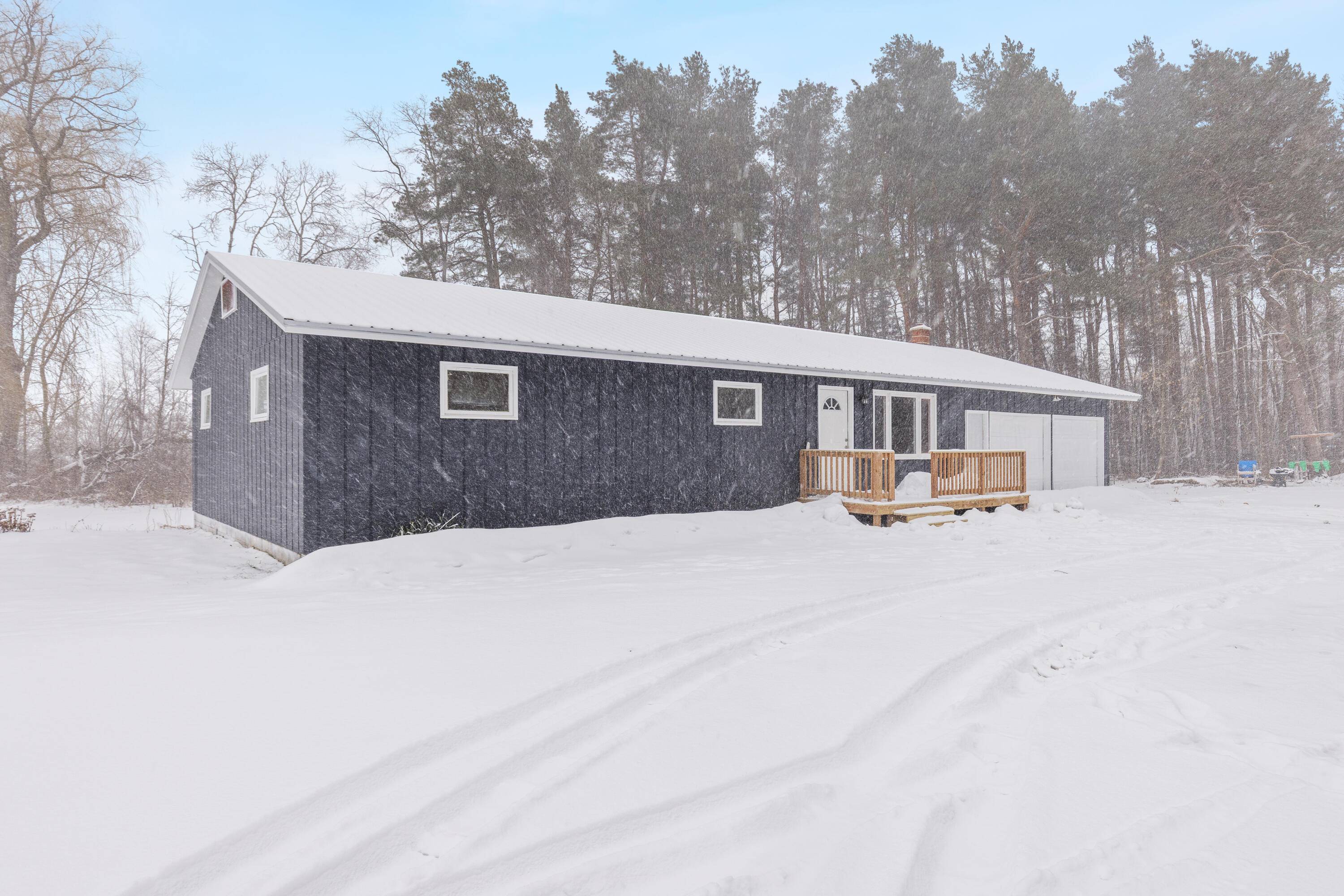 Sheridan, MI 48884,8551 Carlson RD