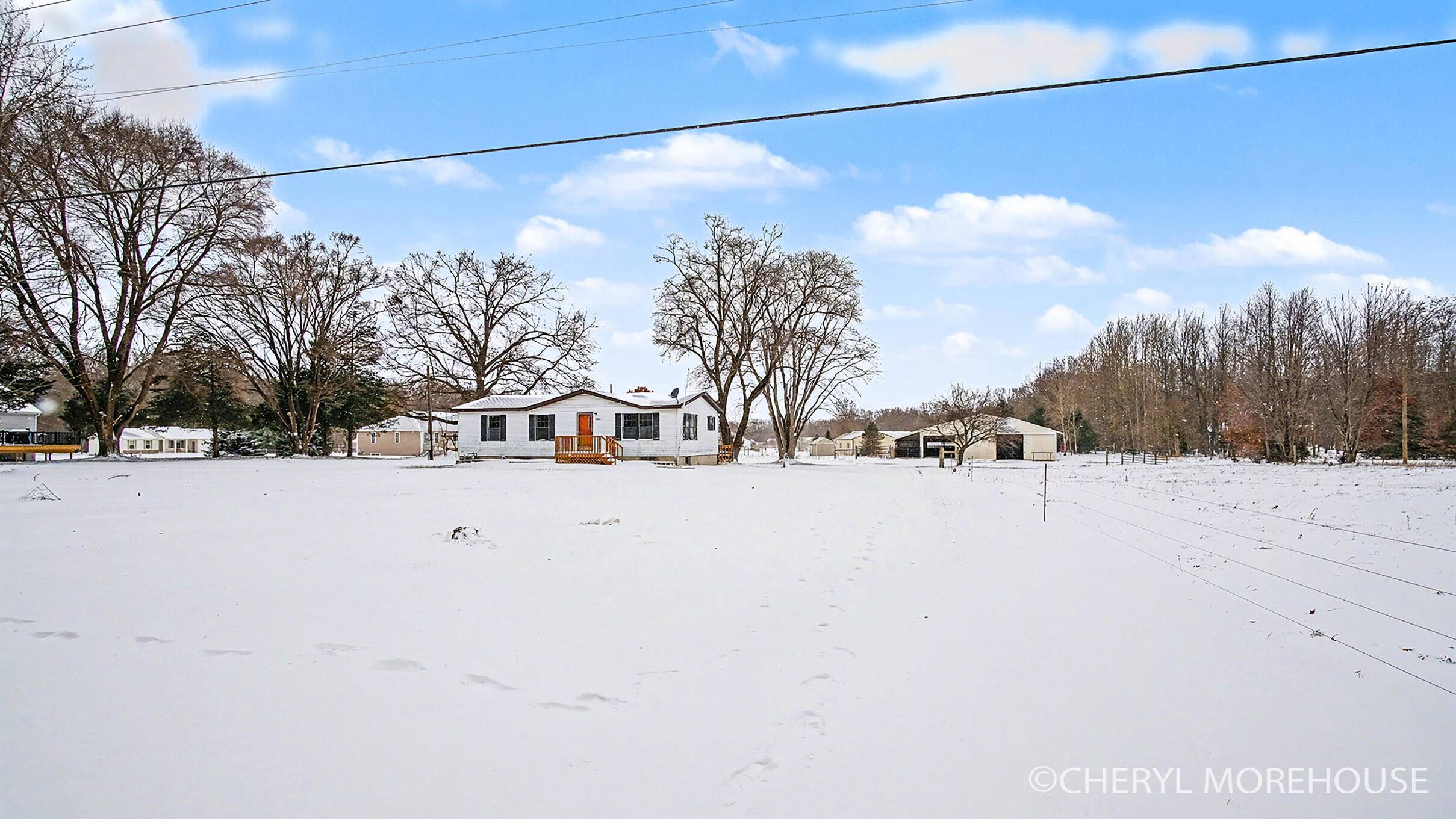 Dorr, MI 49323,2939 138th AVE