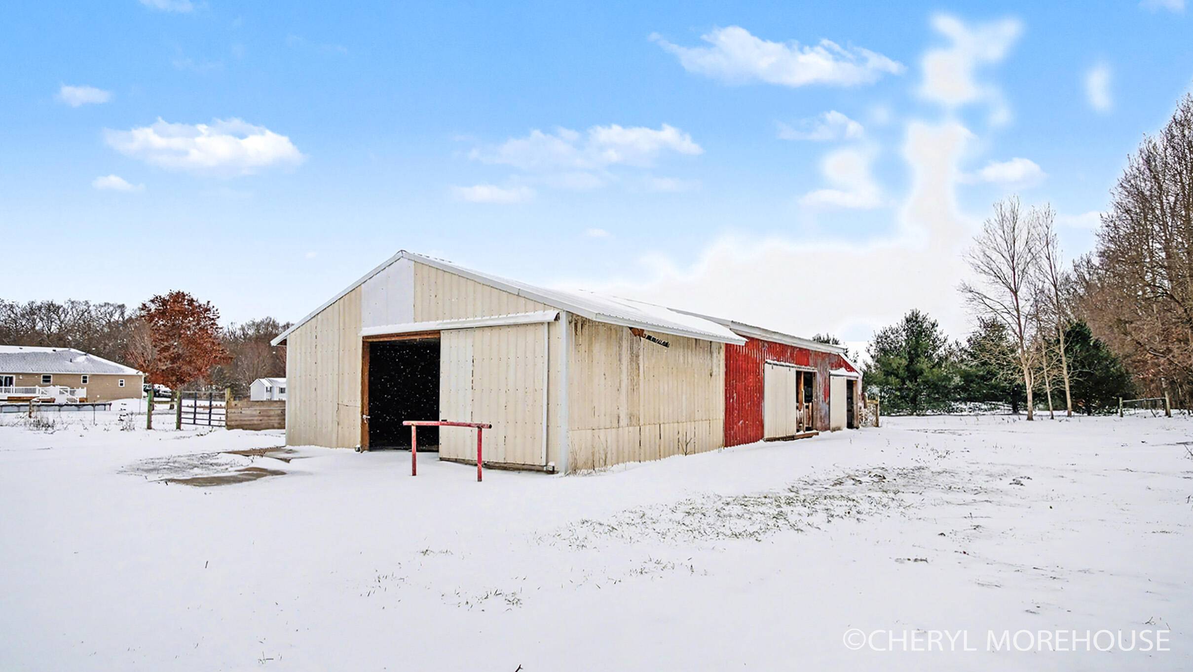 Dorr, MI 49323,2939 138th AVE