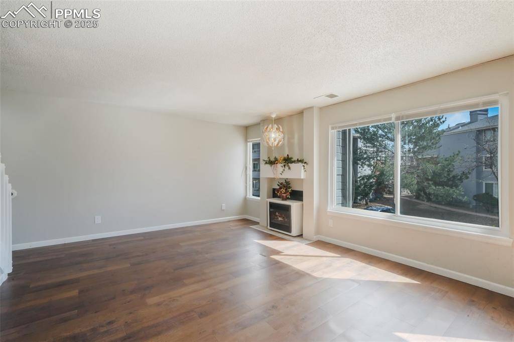 Colorado Springs, CO 80910,3656 Iguana DR